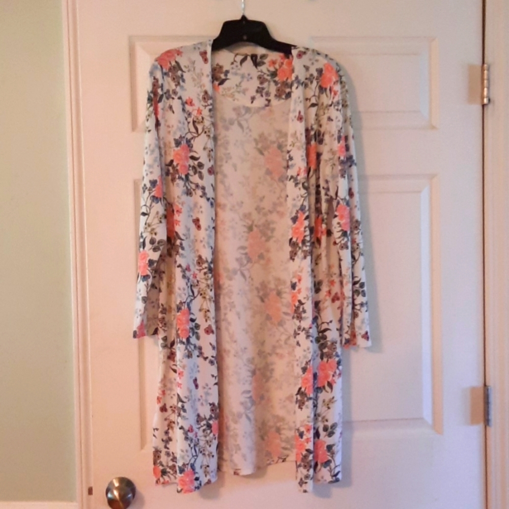 Longsleeve Floral Duster